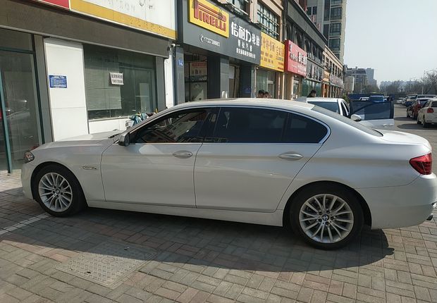 宝马5系 525Li 2017款 2.0T 自动 汽油 豪华设计套装 (国Ⅴ) 