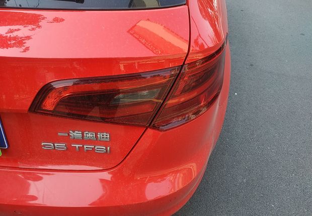 奥迪A3 35TFSI 2014款 1.4T 自动 汽油 舒适型Sportback (国Ⅳ) 