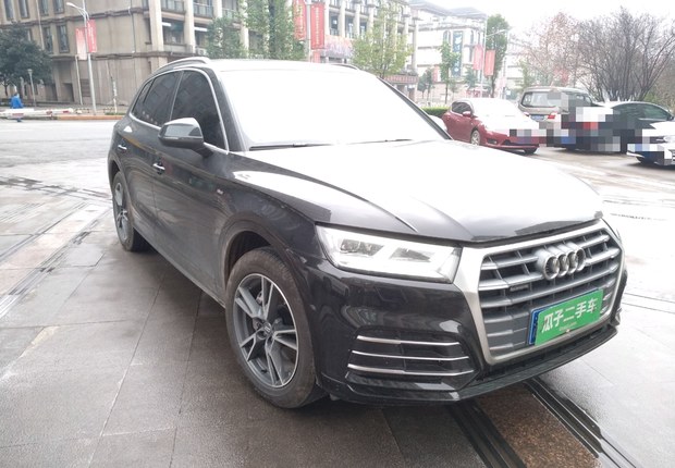 奥迪Q5L 45TFSI 2018款 2.0T 自动 尊享时尚型 (国Ⅴ) 