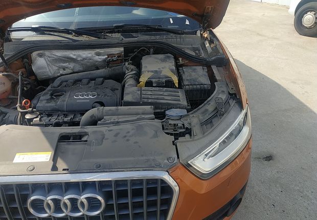 奥迪Q3 35TFSI 2013款 2.0T 自动 四驱 技术型 (国Ⅳ) 