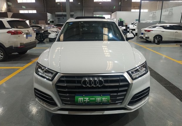 奥迪Q5L 40TFSI 2018款 2.0T 自动 荣享时尚型 (国Ⅴ) 