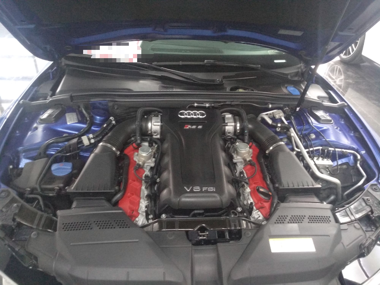 奥迪RS5 Coupe [进口] 2012款 4.2L 自动 