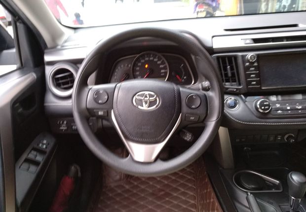 丰田RAV4 2016款 2.0L 自动 前驱 风尚版 (国Ⅴ) 