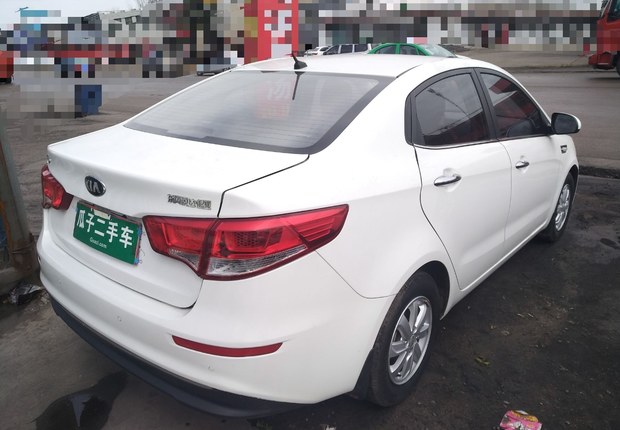 起亚K2 2015款 1.4L 手动 4门5座三厢车 GLS (国Ⅳ) 