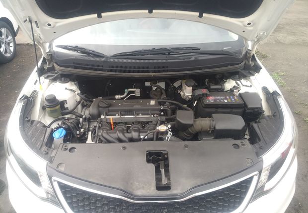 起亚K2 2015款 1.4L 手动 4门5座三厢车 GLS (国Ⅳ) 