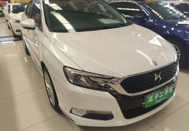 DS5LS三厢 2015款 1.6T 自动 4门5座三厢车 风尚版THP160 (国Ⅴ) 