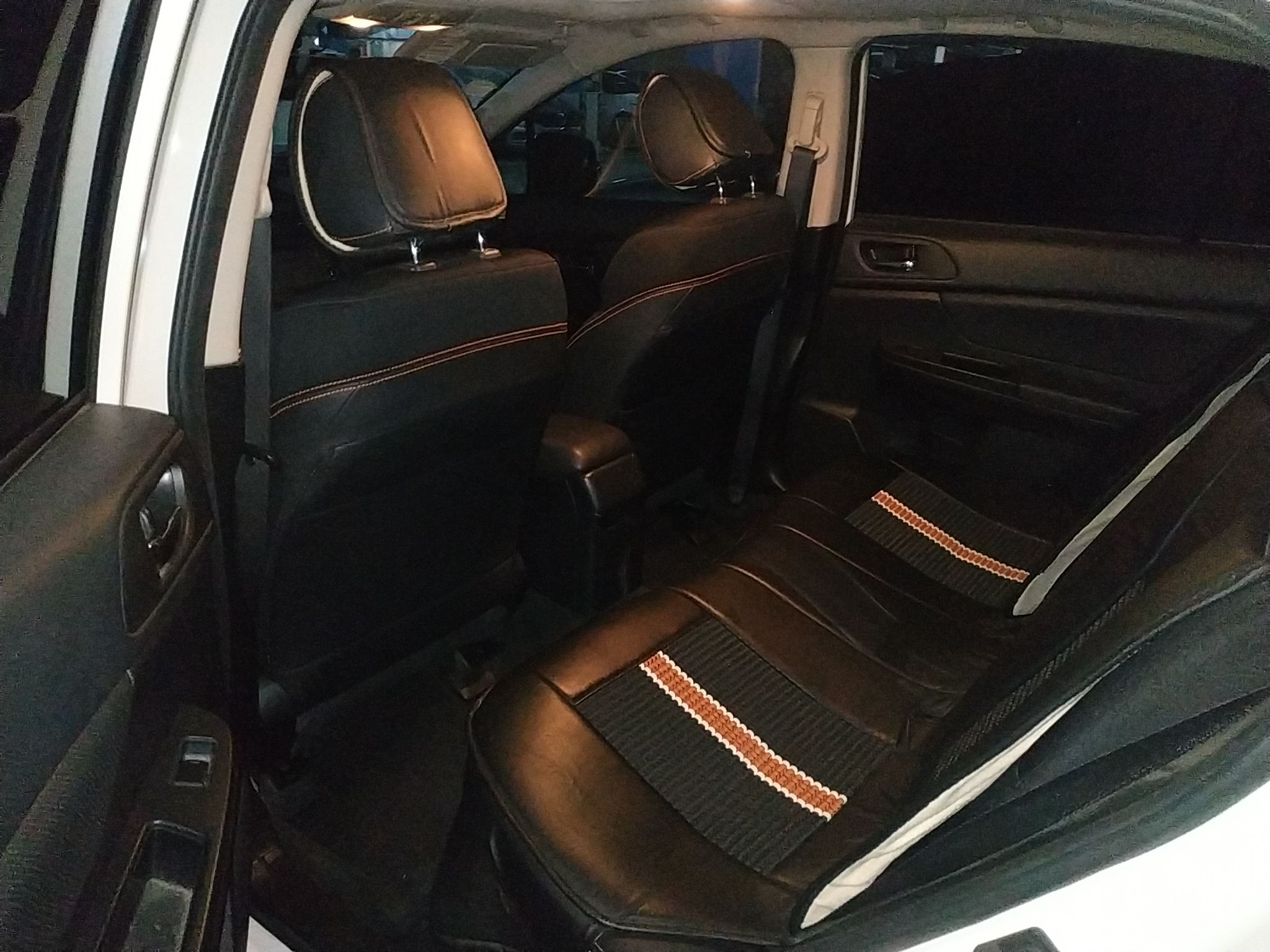 斯巴鲁XV [进口] 2014款 2.0L 自动 四驱 舒适版 