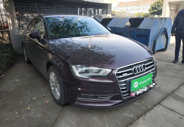 奥迪A3 35TFSI 2016款 1.4T 自动 进取型Limousine (国Ⅴ) 