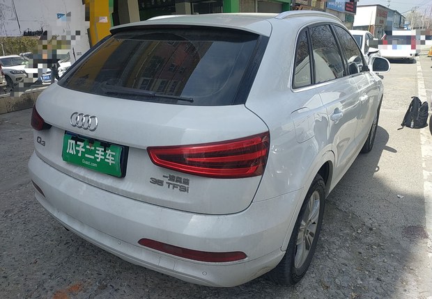 奥迪Q3 35TFSI 2013款 2.0T 自动 前驱 舒适型 (国Ⅳ) 