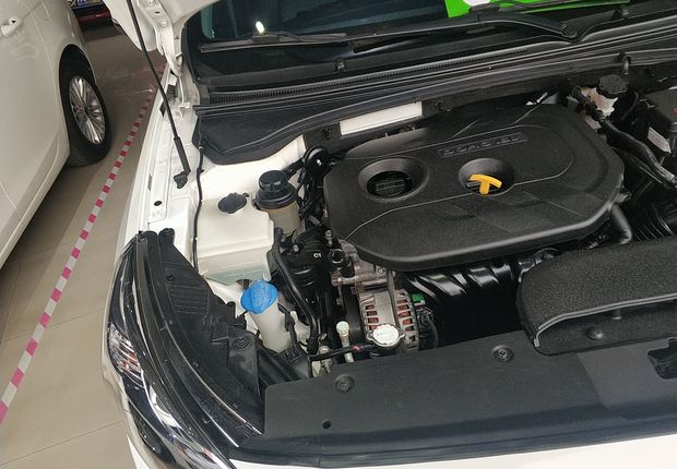 起亚K4 2014款 1.8L 自动 GLS (国Ⅳ) 