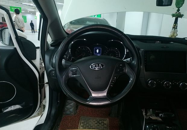 起亚K3 2016款 1.6L 自动 GLS (国Ⅴ) 