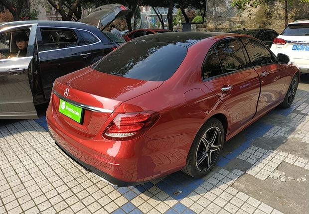 奔驰E级 E200 [进口] 2019款 2.0T 自动 汽油 运动型 