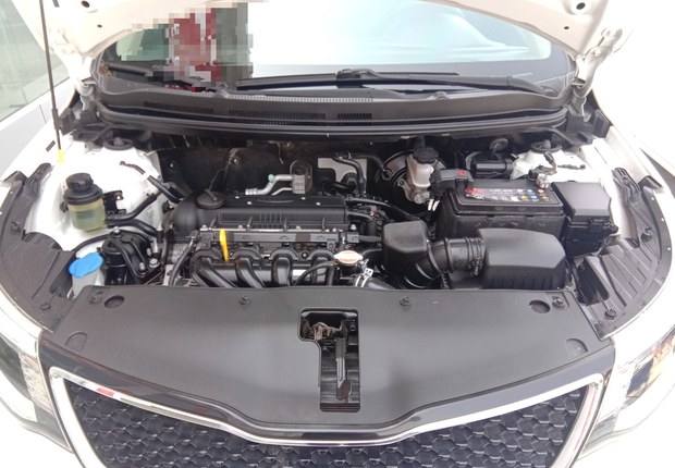 起亚K2 2015款 1.4L 手动 4门5座三厢车 GLS (国Ⅳ) 