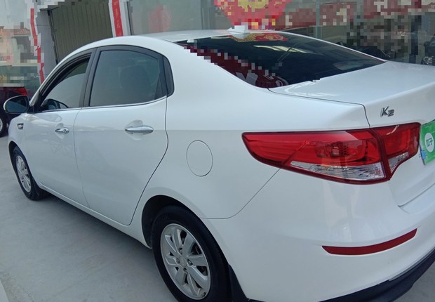 起亚K2 2015款 1.4L 手动 4门5座三厢车 GLS (国Ⅳ) 