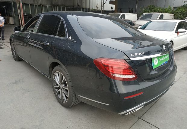 奔驰E级 E300L 2016款 2.0T 自动 汽油 时尚型 (国Ⅴ) 