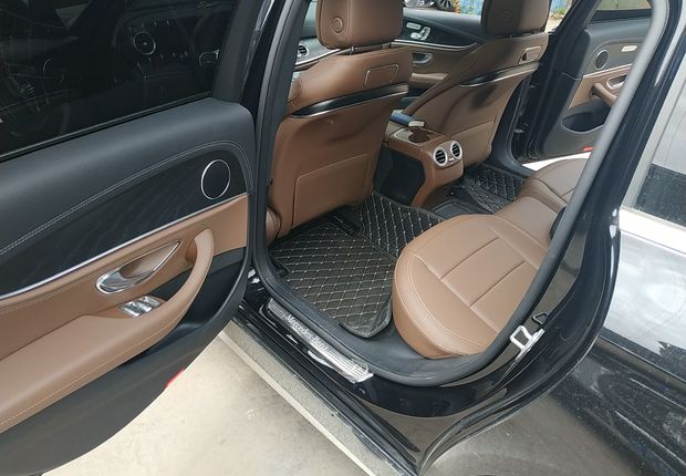 奔驰E级 E300L 2019款 2.0T 自动 汽油 运动时尚型 (国Ⅵ) 