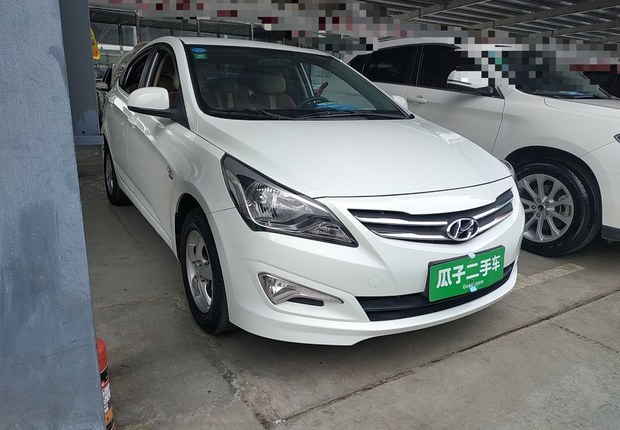 现代瑞纳 2016款 1.4L 自动 4门5座三厢车 智能型GLS (国Ⅴ) 