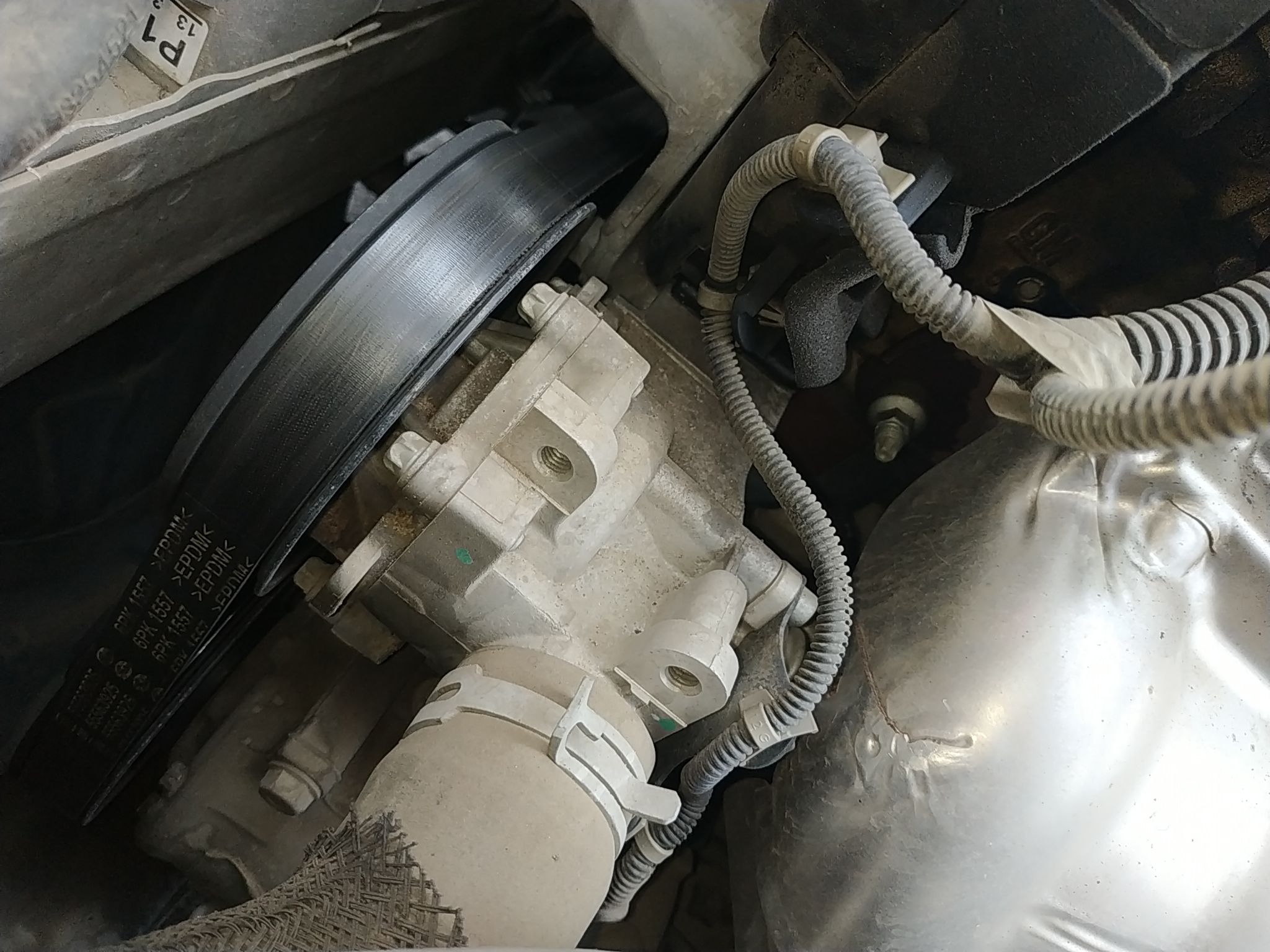 别克 英朗 2013款 gt 1.6l 自动时尚版