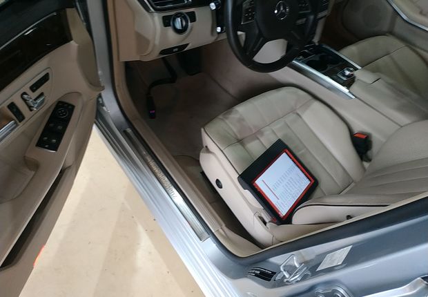 奔驰E级 E400L 2015款 3.5L 自动 油电混合 Hybrid (国Ⅳ) 