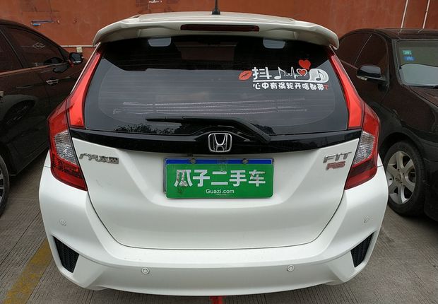 本田飞度 2016款 1.5L 自动 5门5座两厢车 舒适天窗型 (国Ⅴ) 