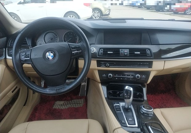 宝马5系 530Li 2012款 3.0L 自动 汽油 领先型 (国Ⅳ) 