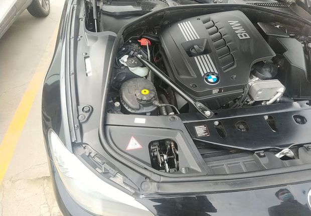 宝马5系 530Li 2012款 3.0L 自动 汽油 领先型 (国Ⅳ) 