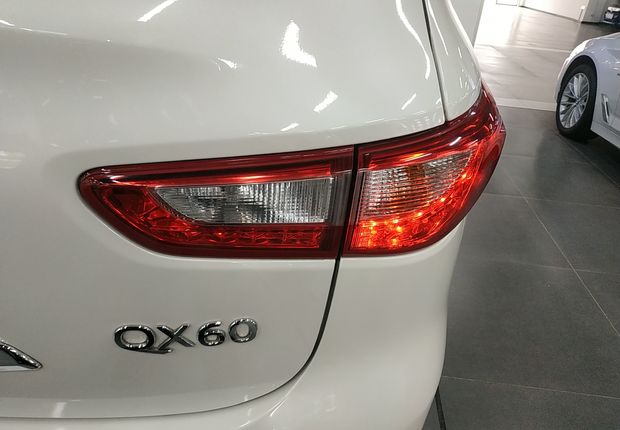 英菲尼迪QX60 [进口] 2014款 2.5T 自动 前驱 卓越版 (欧Ⅴ) 