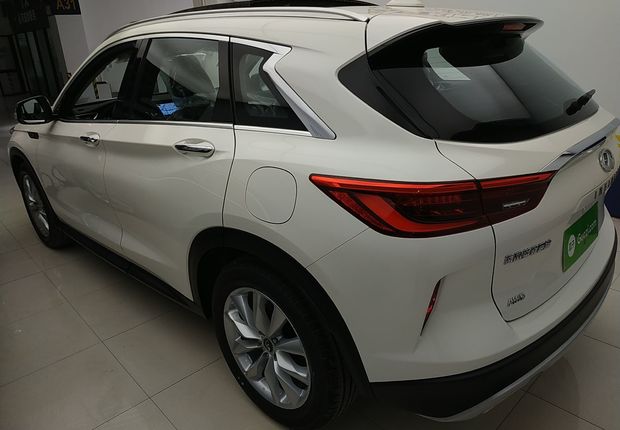 英菲尼迪QX50 2018款 2.0T 自动 菁英版 (国Ⅵ) 