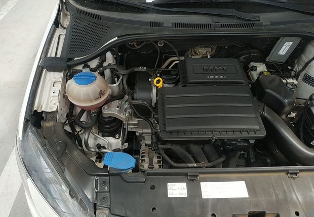 大众捷达 2013款 1.6L 手动 汽油 舒适型 (国Ⅳ) 