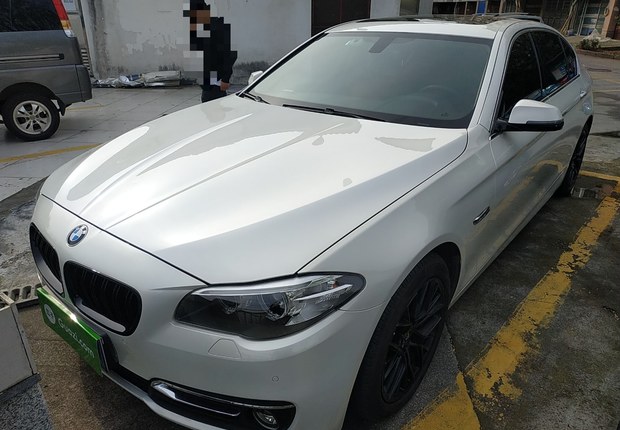 宝马5系 525Li 2014款 2.0T 自动 汽油 豪华设计套装 (国Ⅳ) 