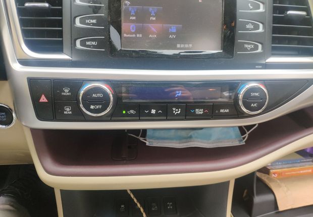 丰田汉兰达 2015款 3.5L 自动 四驱 豪华版 (国Ⅴ) 