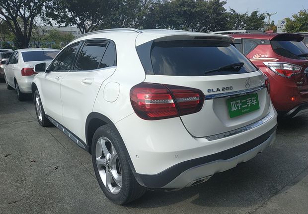 奔驰GLA 200 2017款 1.6T 自动 动感型 (国Ⅴ) 