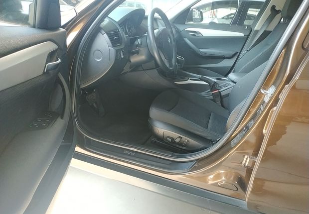宝马X1 sDrive18i 2013款 2.0L 自动 后驱 汽油 时尚型 (国Ⅳ) 