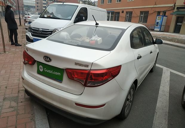 起亚K2 2015款 1.4L 自动 4门5座三厢车 GLS (国Ⅳ) 