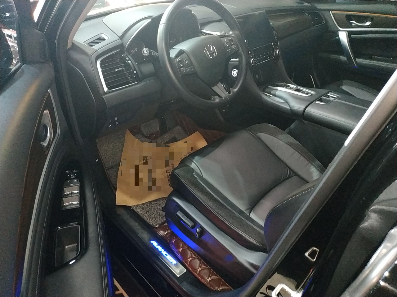 本田冠道 2017款 2.0t 自动 370turbo尊享版 (国Ⅴ)