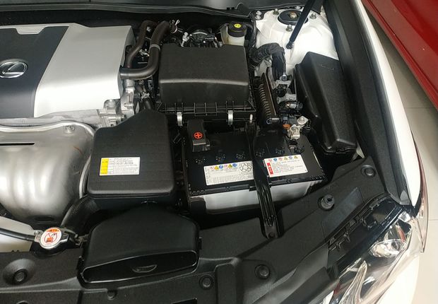 雷克萨斯ES 200 [进口] 2015款 2.0L 自动 精英版 