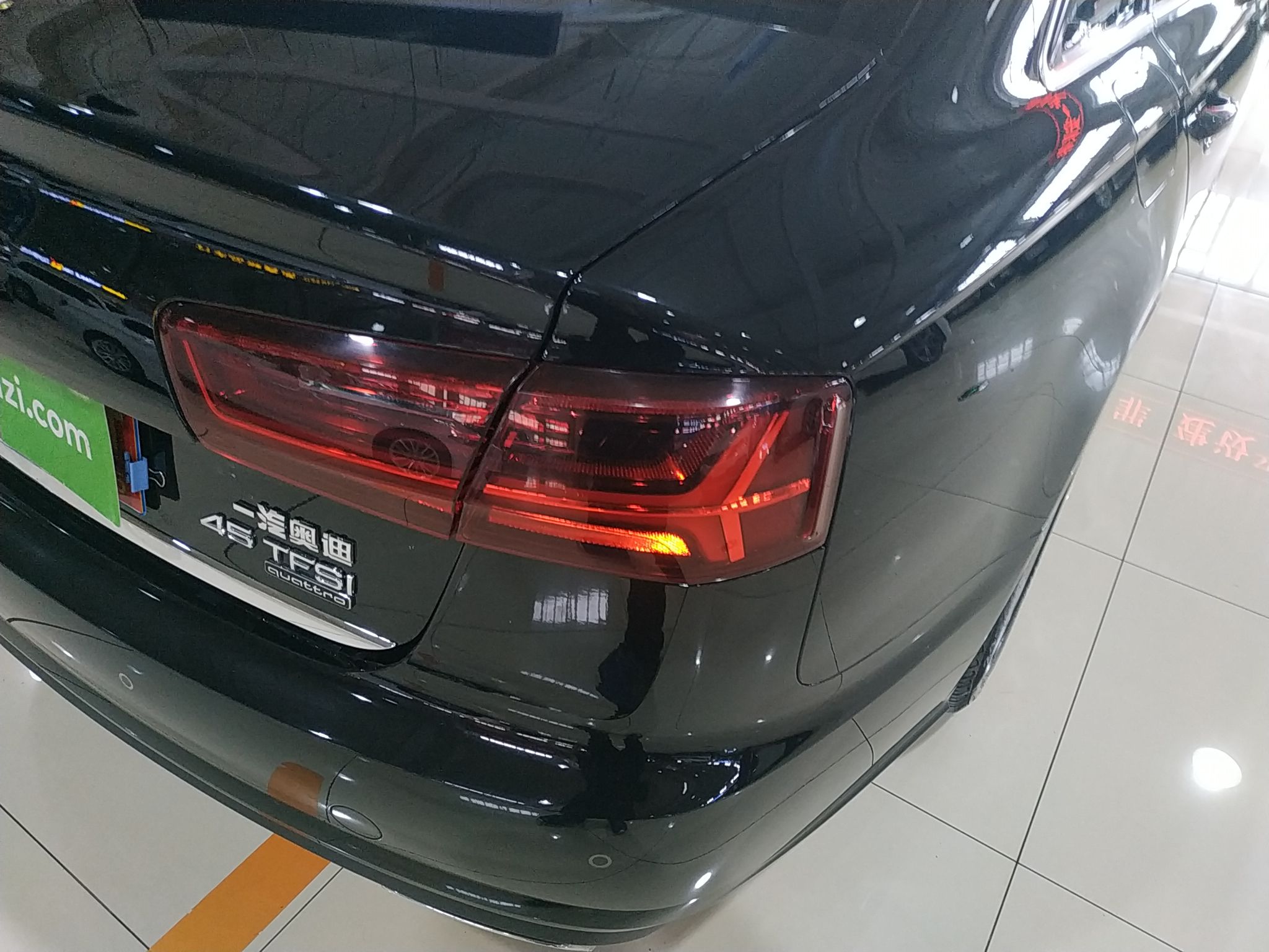 奥迪a6l 45tfsi 2016款 3.0t 自动 运动型(国)
