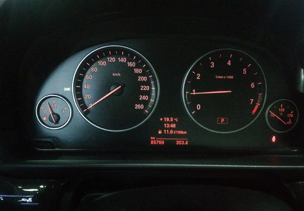 宝马5系 525Li 2014款 2.0T 自动 汽油 领先型 (国Ⅳ) 