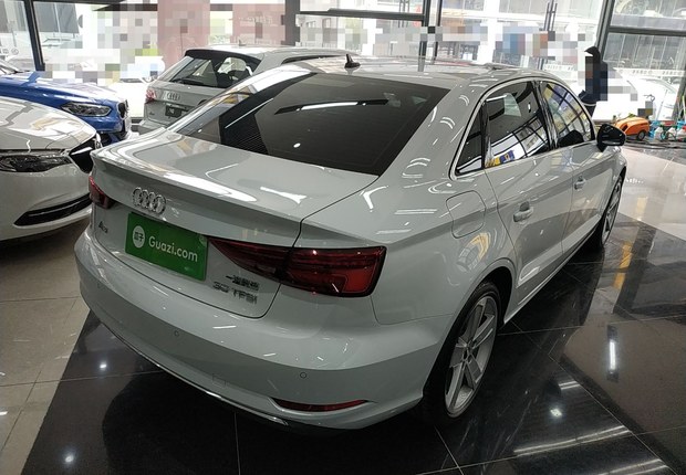 奥迪A3 35TFSI 2020款 1.4T 自动 进取型Limousine (国Ⅵ) 