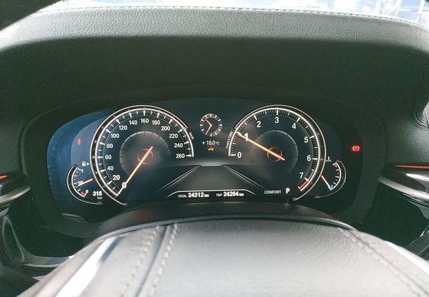 宝马5系 525Li 2018款 2.0T 自动 汽油 豪华套装 (国Ⅴ) 