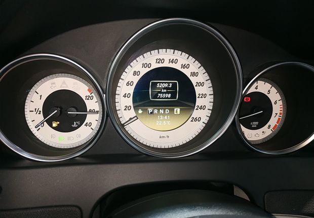 奔驰C级 C200 2011款 1.8T 自动 优雅型 (国Ⅳ) 