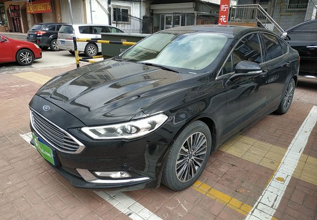 福特蒙迪欧 2017款 2.0T 自动 EcoBoost200豪华型 (国Ⅴ) 