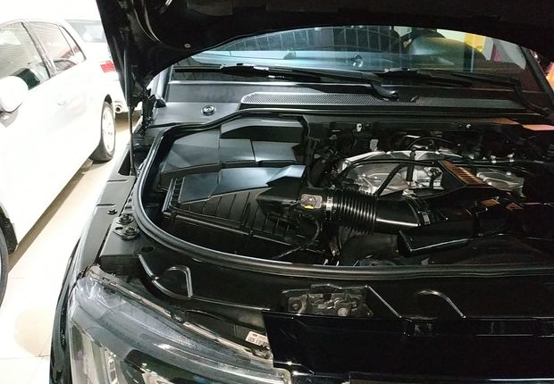路虎发现 [进口] 2016款 3.0T 自动 四驱 汽油 HSE-Luxury 