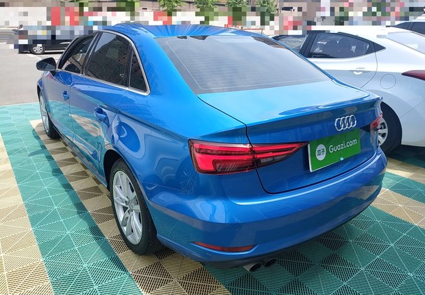 奥迪A3 35TFSI 2017款 1.4T 自动 进取型Limousine (国Ⅴ) 