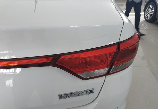 起亚K2 2017款 1.4L 手动 4门5座三厢车 GLS (国Ⅴ) 