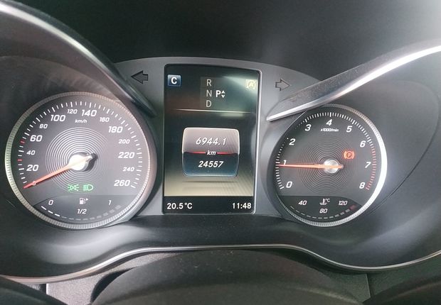 奔驰C级 C200L 2017款 2.0T 自动 运动版 (国Ⅴ) 