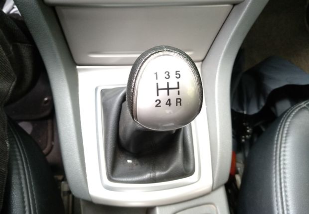 福特福克斯 2013款 1.8L 手动 5门5座两厢车 经典基本型 (国Ⅳ) 