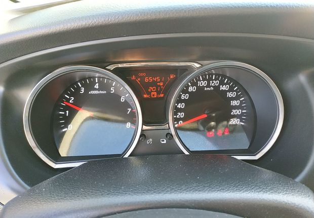 日产骊威 2013款 1.6L 手动 XL劲锐版舒适型 (国Ⅳ) 