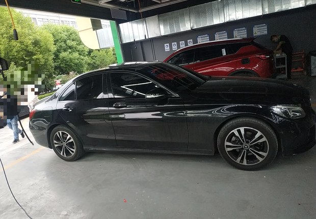 奔驰C级 C200 2018款 2.0T 自动 运动版 (国Ⅴ) 