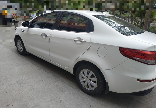 起亚K2 2015款 1.4L 自动 4门5座三厢车 GLS (国Ⅳ) 